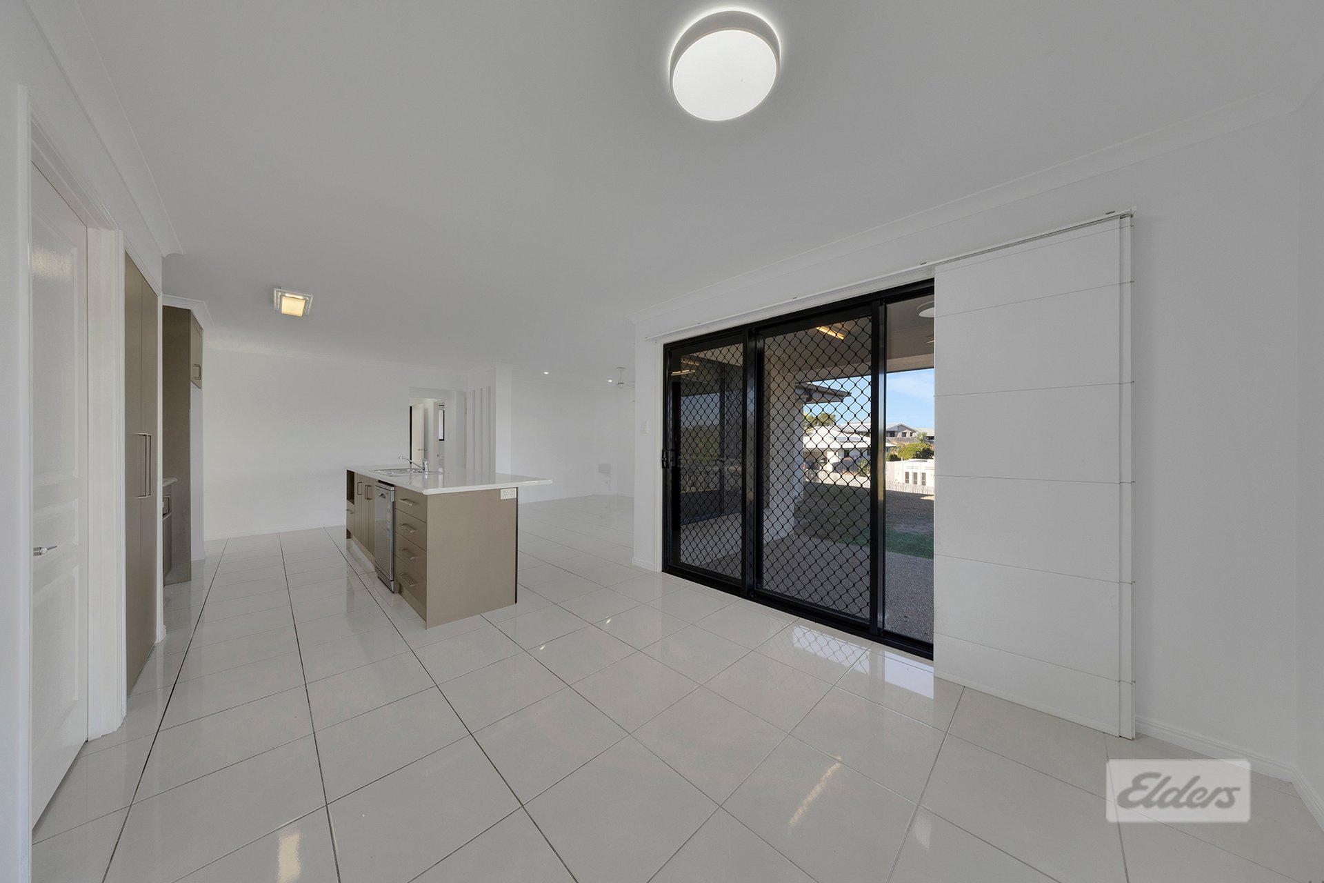 4 Wuruma Court — photo 6 of 10