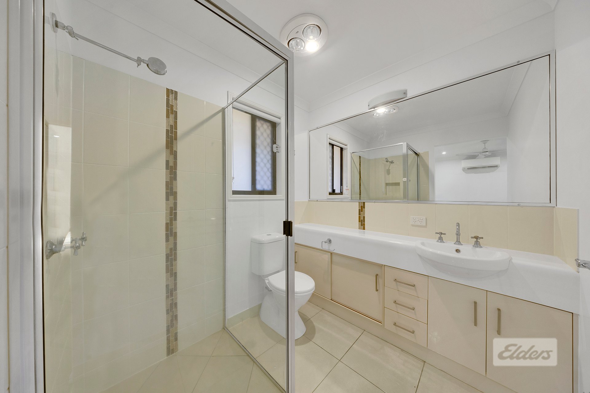4 Wuruma Court — photo 8 of 10