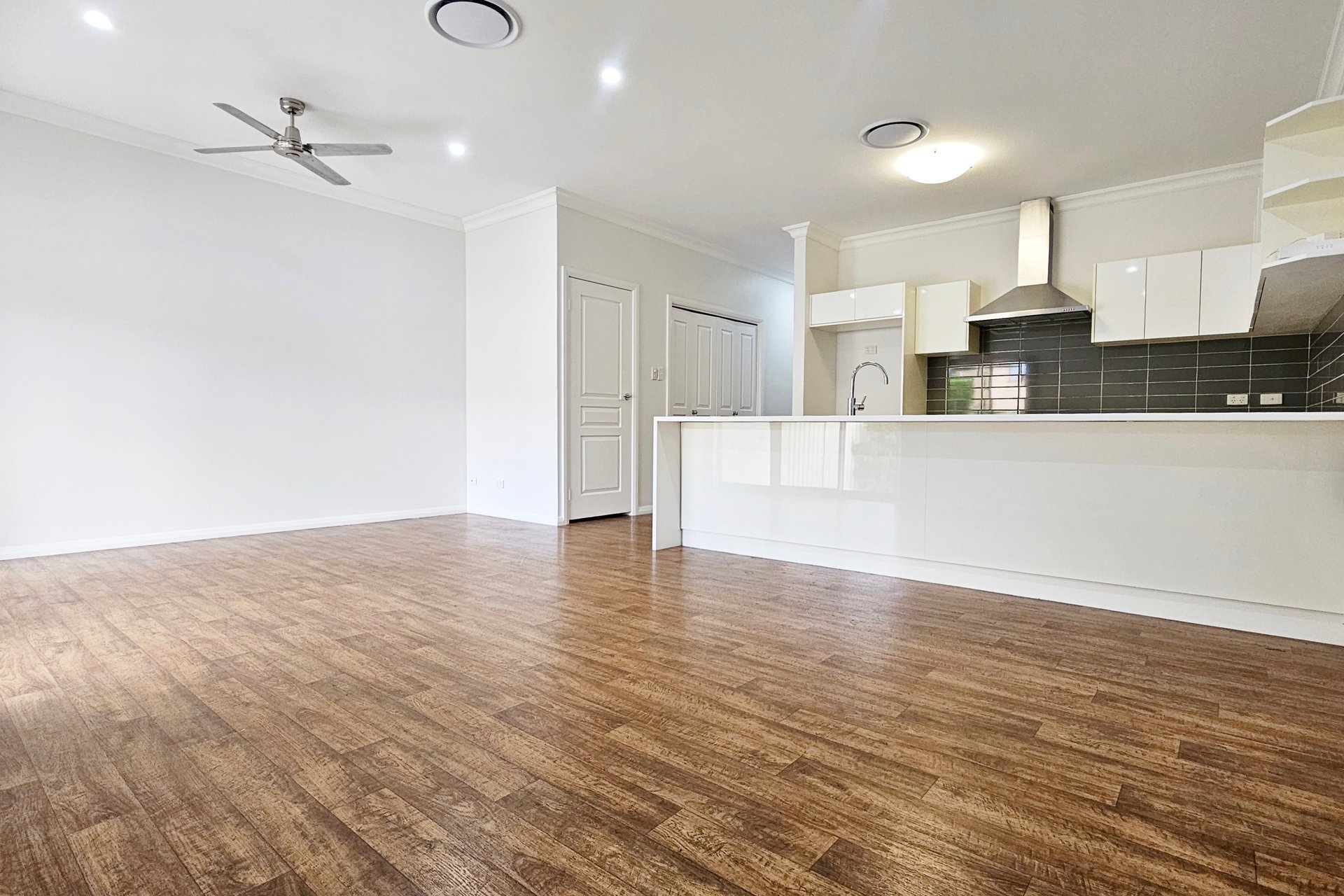 2A Belmore Street — photo 2 of 10