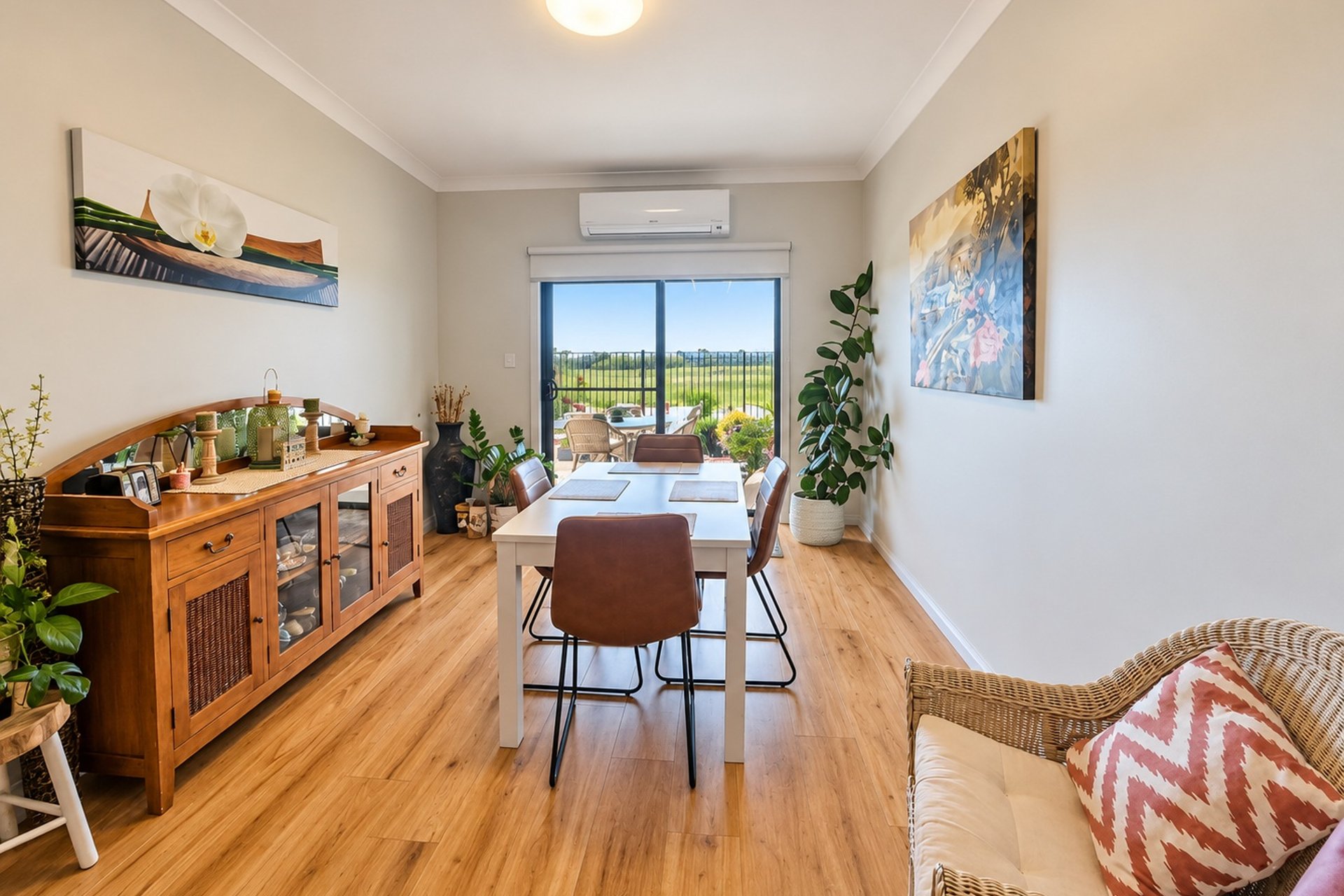 14/19 Troon Drive — photo 6 of 10