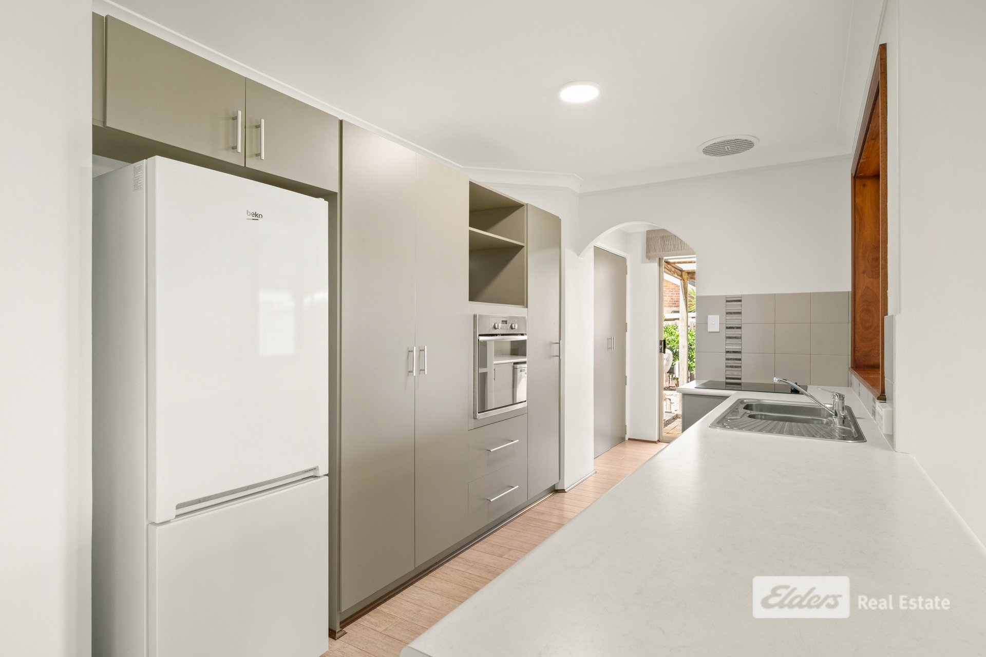 2 Busher Place — photo 5 of 10