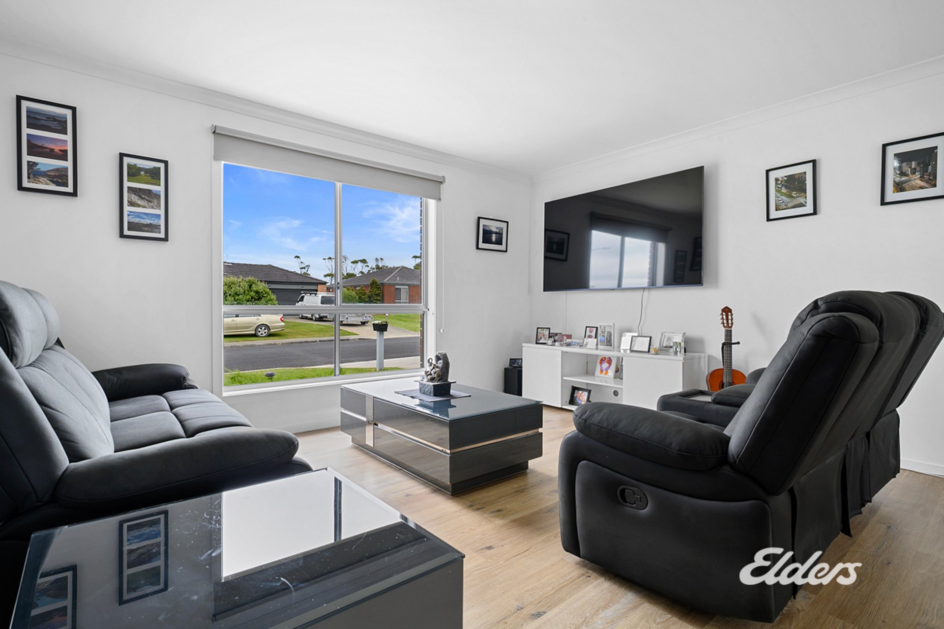 10 Leederry Street — photo 7 of 10