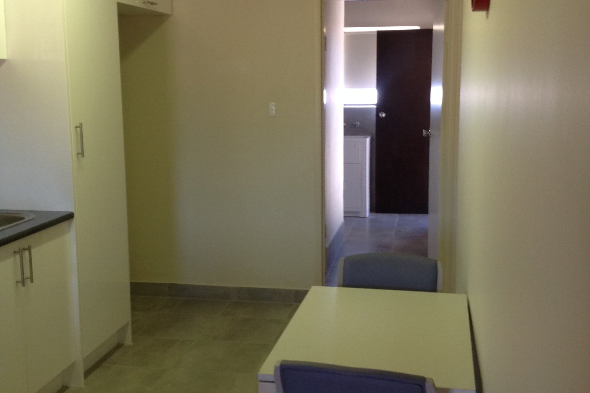 Unit 3/32 Roberts Terrace — photo 2 of 7