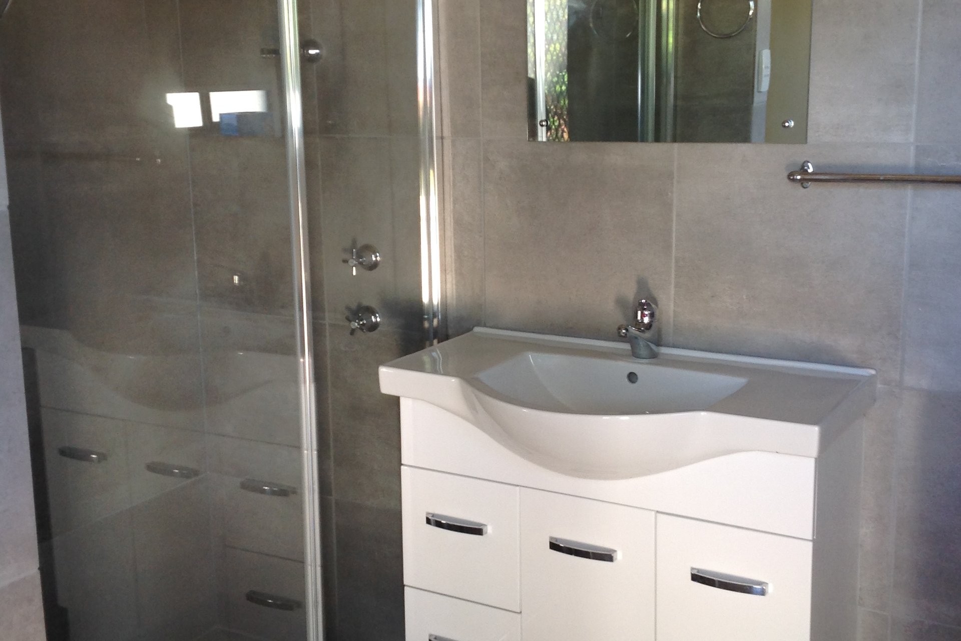 Unit 3/32 Roberts Terrace — photo 4 of 7