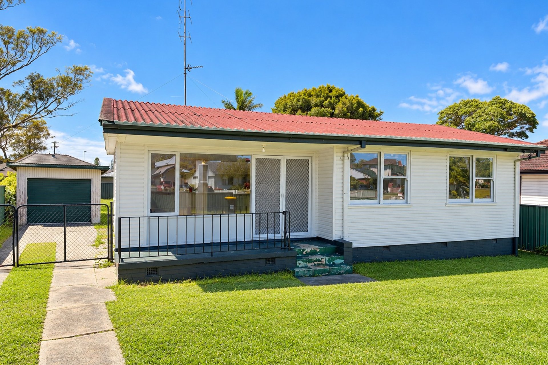 63 King Street, Warilla, NSW, 2528
