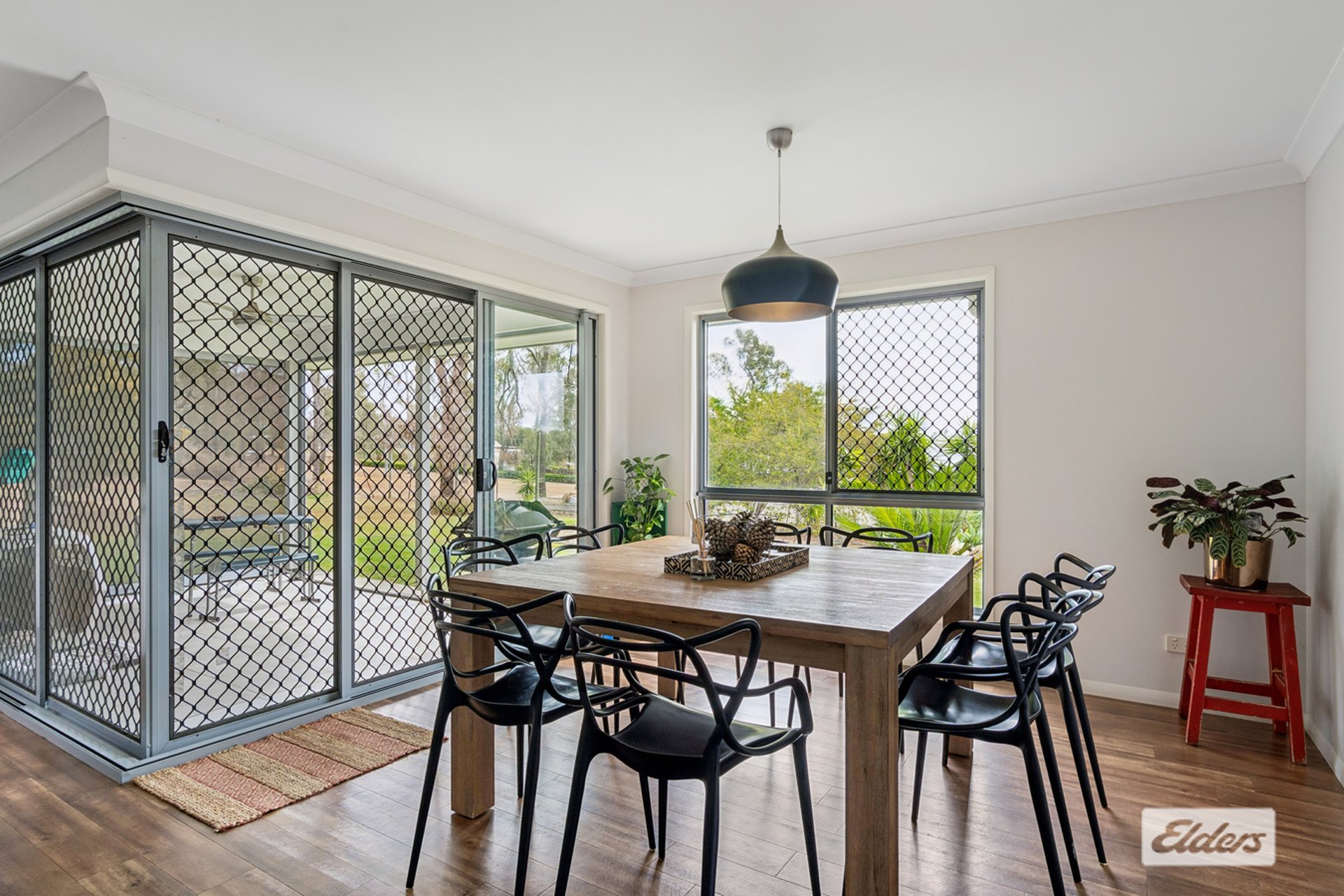 3 Hanlon Court — photo 2 of 10