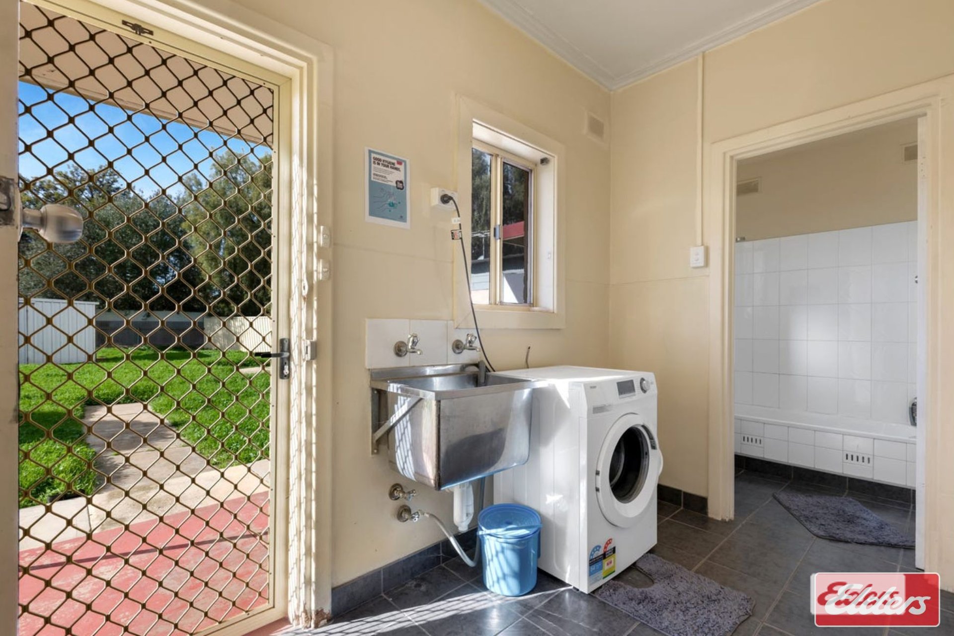 45 Knowles Road — photo 9 of 10