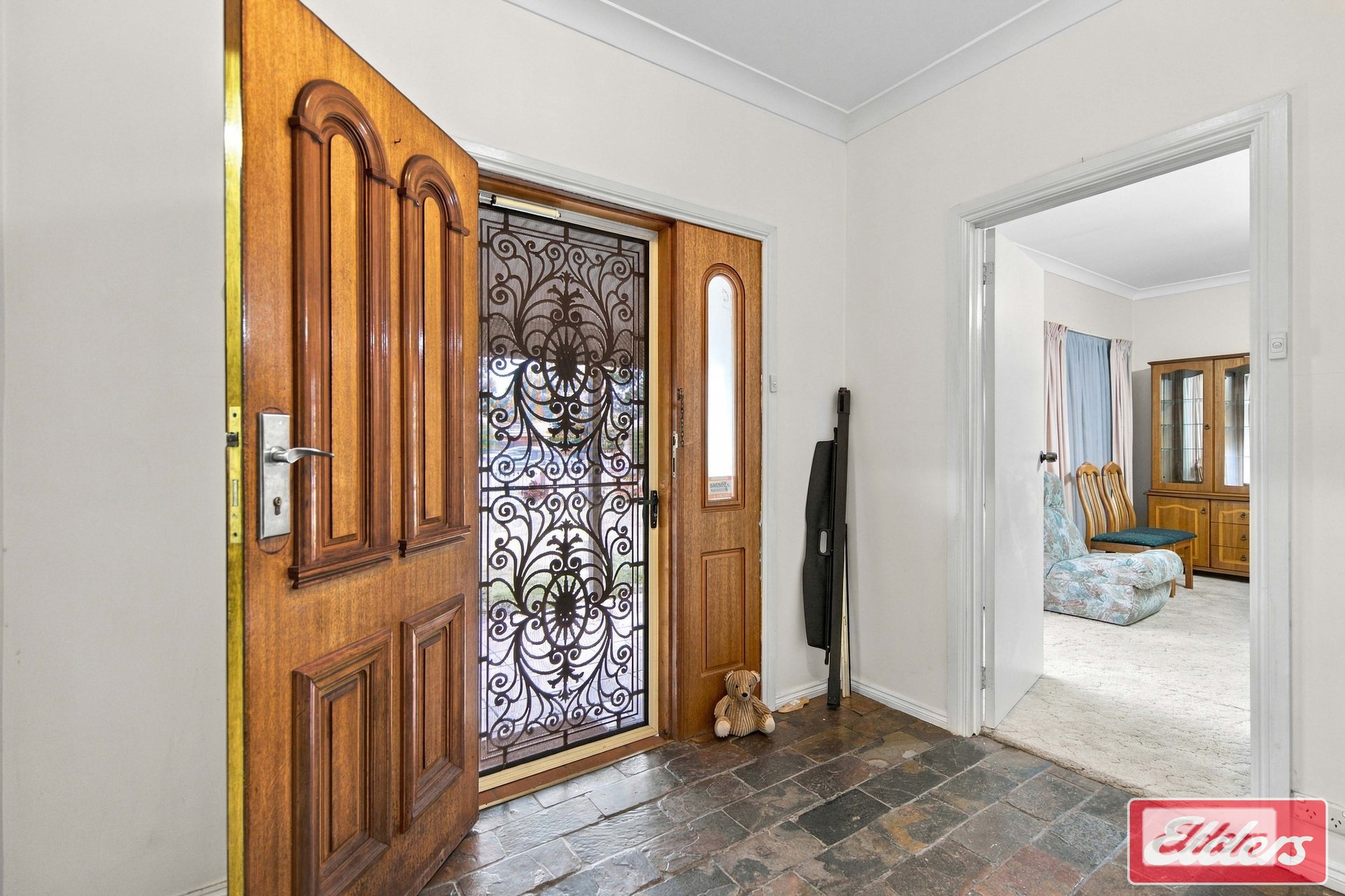 28 Princess Street — photo 3 of 10