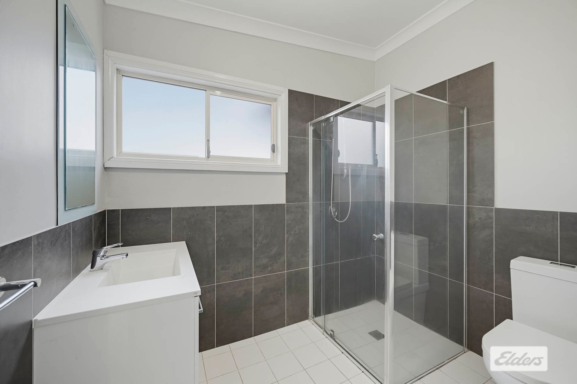 23 Robertson Street — photo 7 of 10