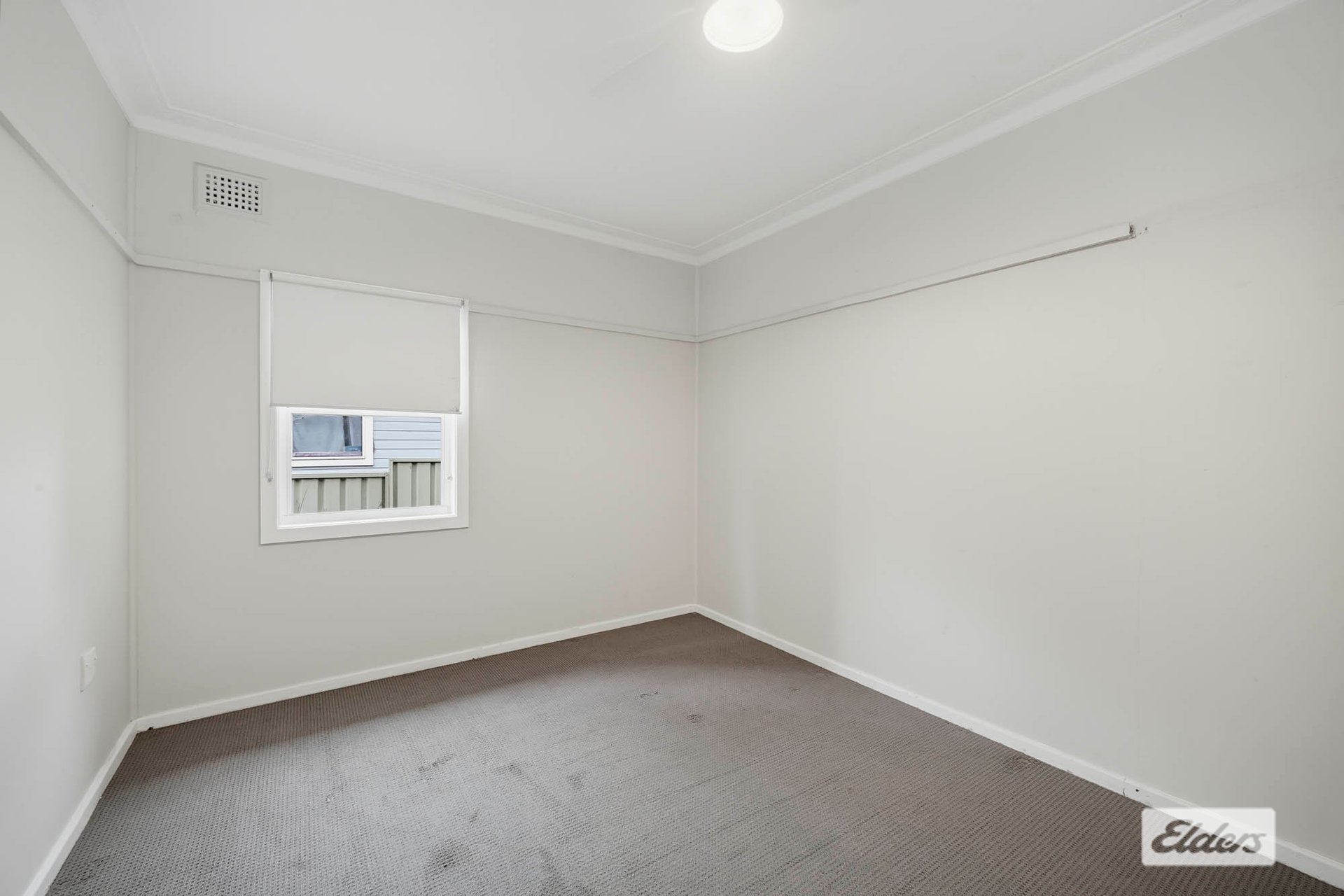 23 Robertson Street — photo 9 of 10