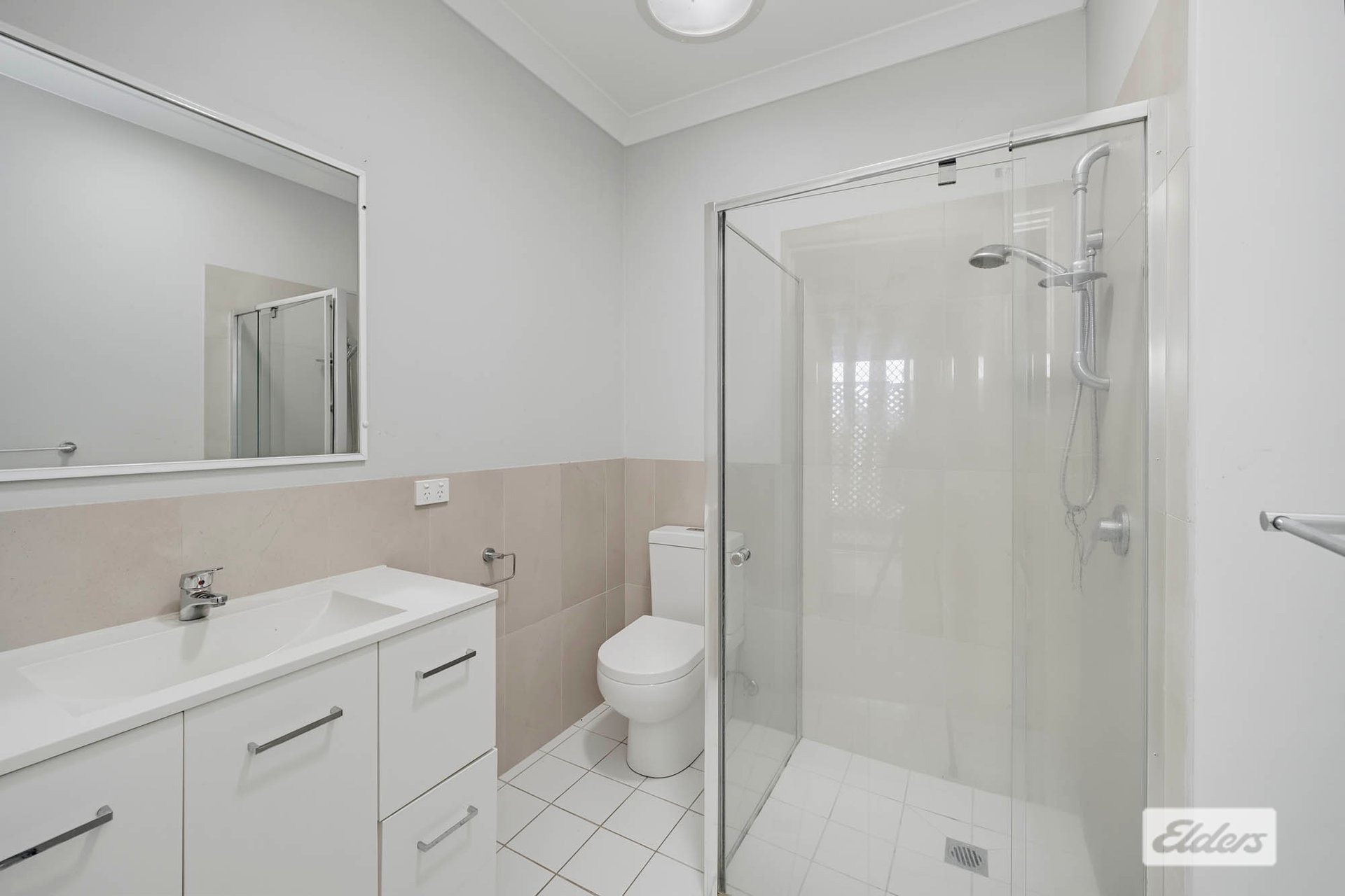 23 Robertson Street — photo 10 of 10