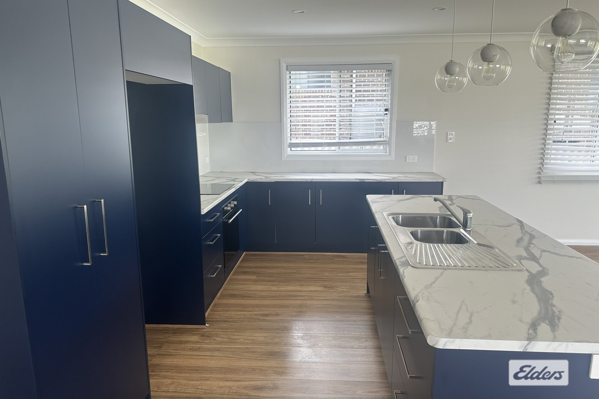 21 Bangalow Road — photo 2 of 10