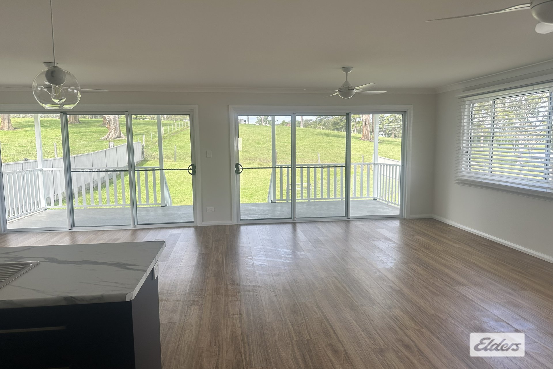 21 Bangalow Road — photo 5 of 10