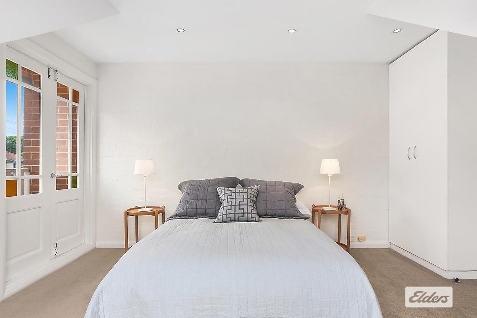 24A Devonshire Street — photo 3 of 8
