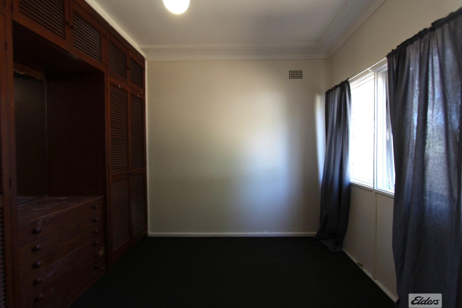 214 The Horsley Drive — photo 2 of 7