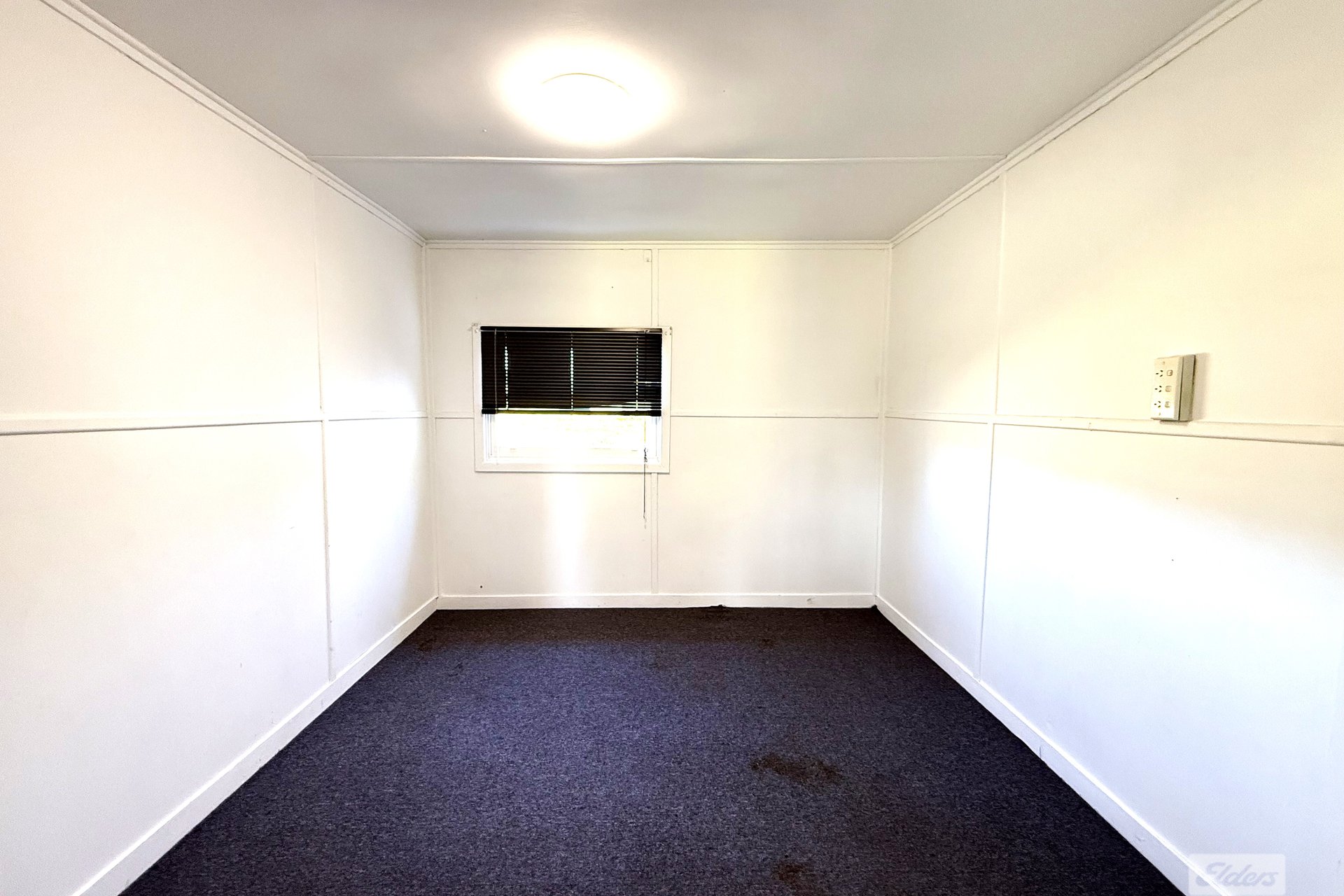 69 Ingleburn Road — photo 5 of 10