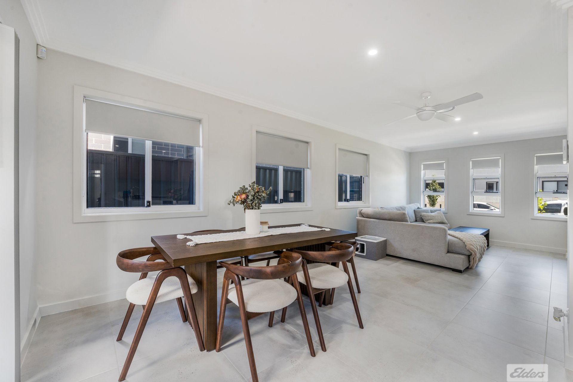 2 Cowra Place — photo 2 of 10