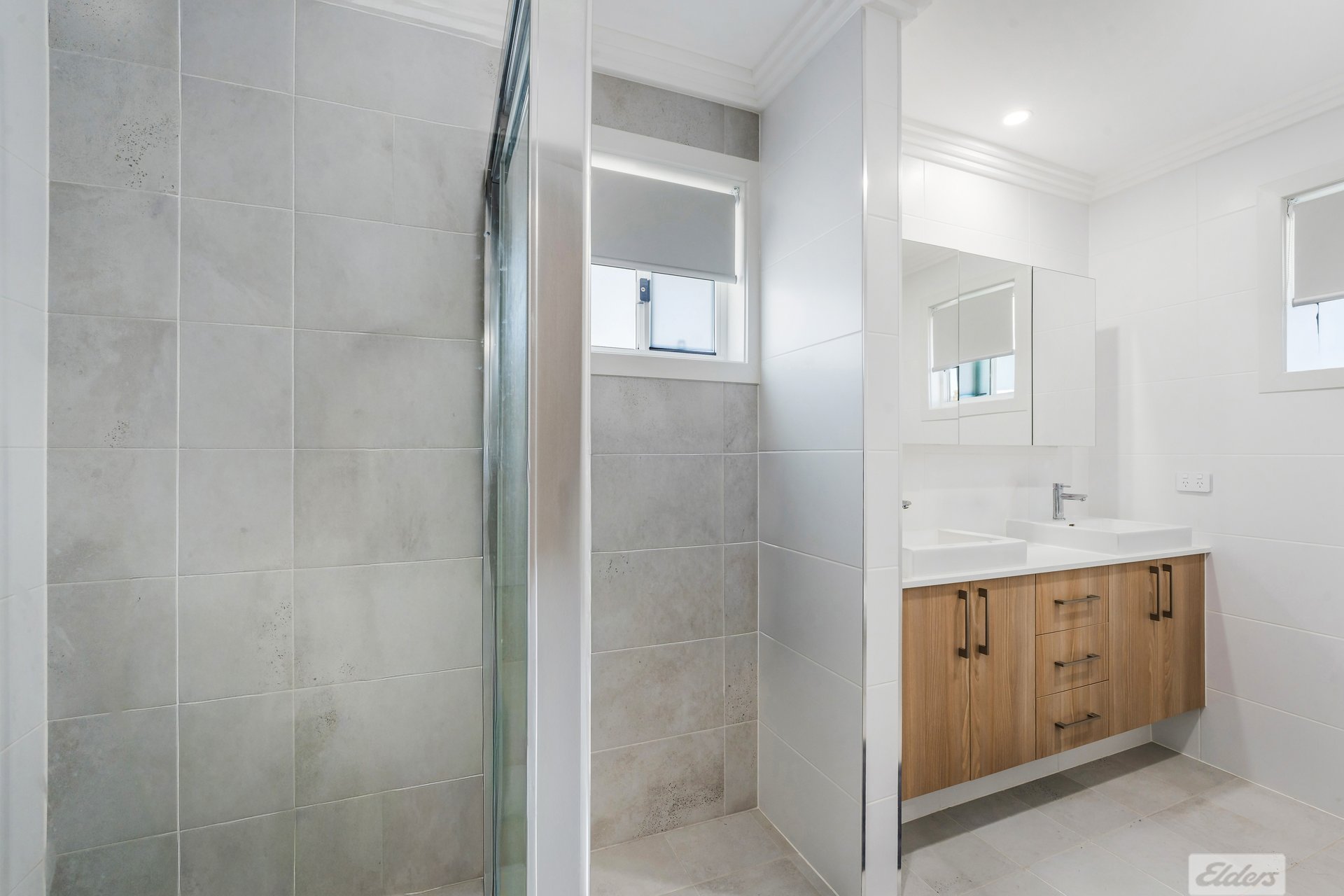 2 Cowra Place — photo 5 of 10
