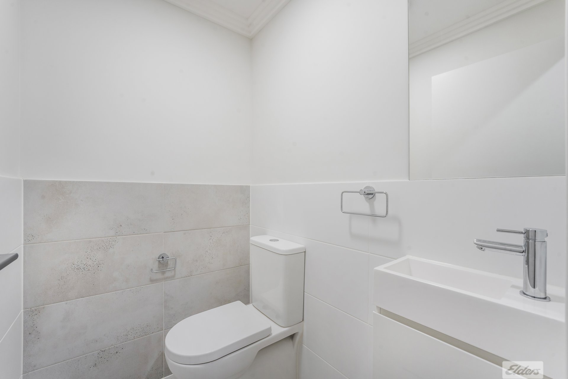 2 Cowra Place — photo 8 of 10