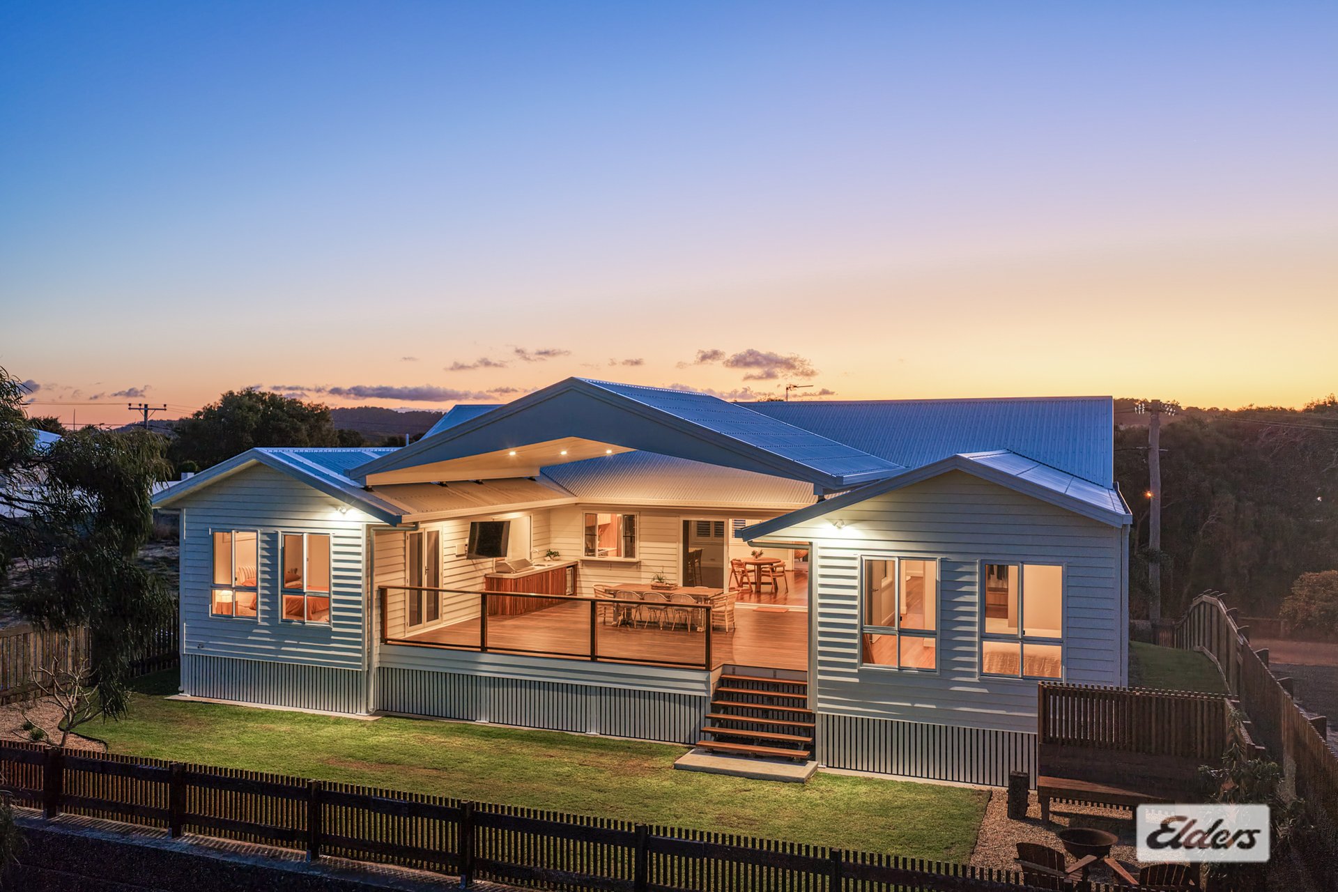 10 Kempsea Avenue, Rosslyn, QLD, 4703