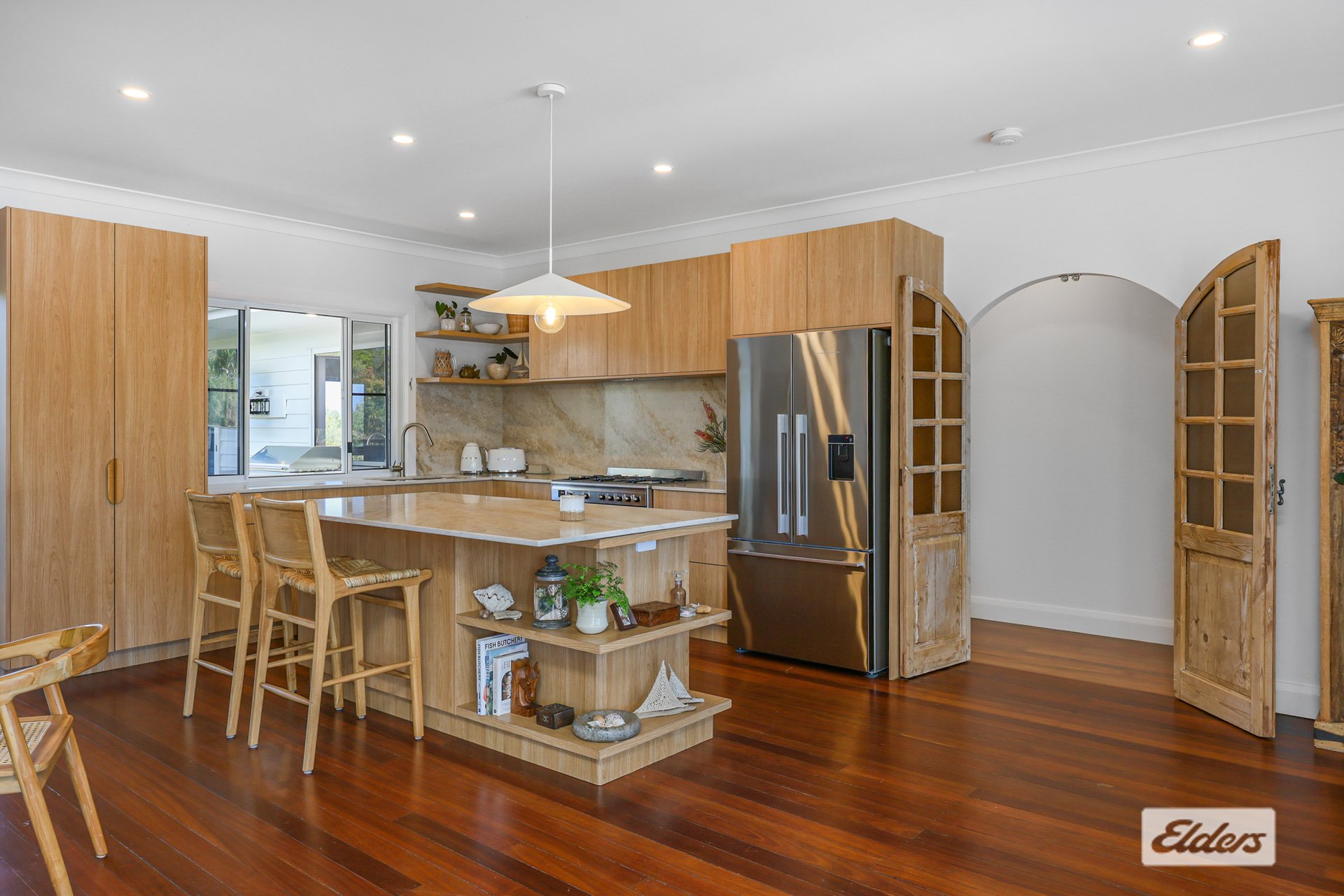 10 Kempsea Avenue — photo 9 of 10