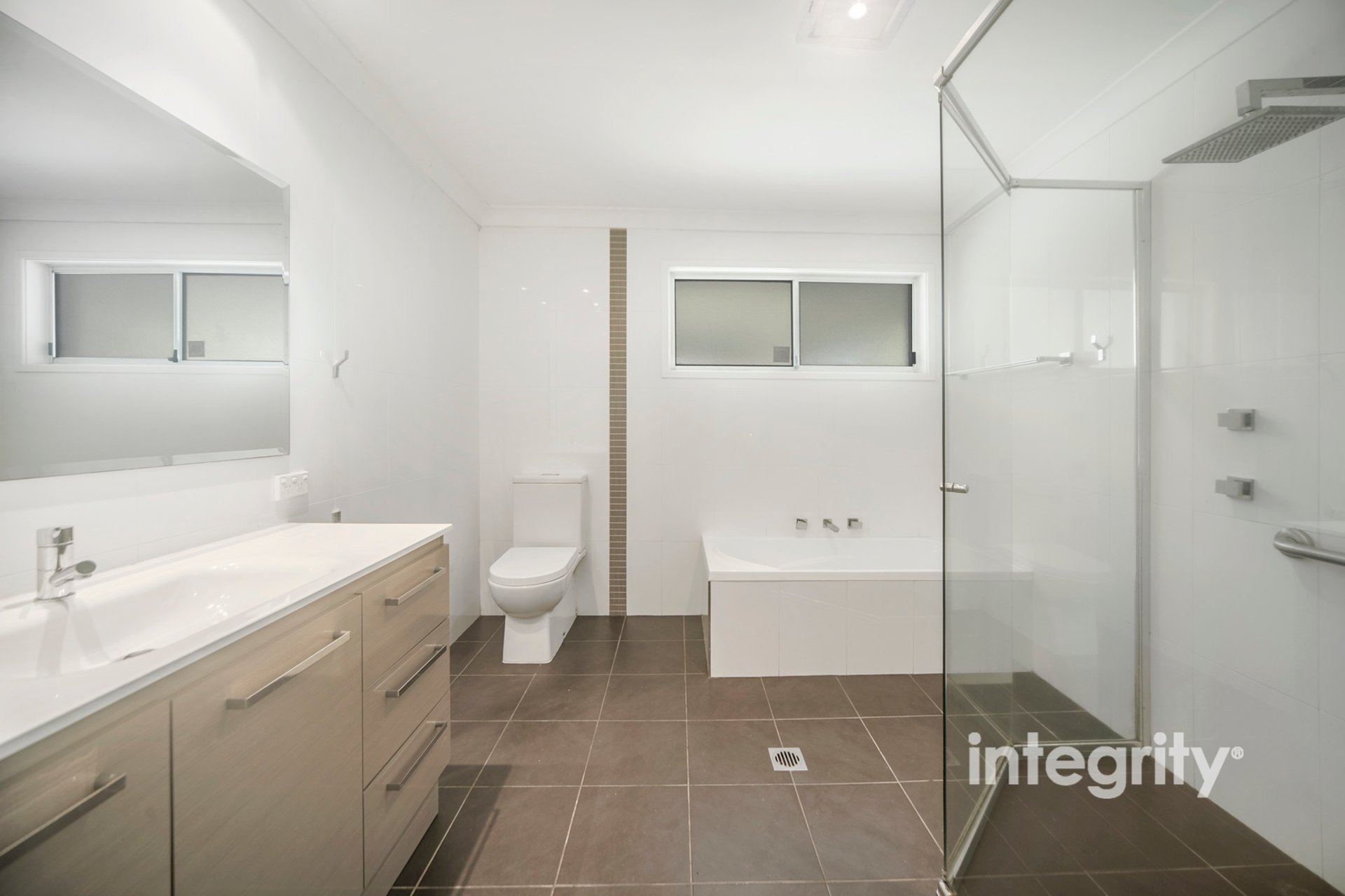 4 Ramsey Grove, Bomaderry For Sale by Integrity Real Estate - image 5