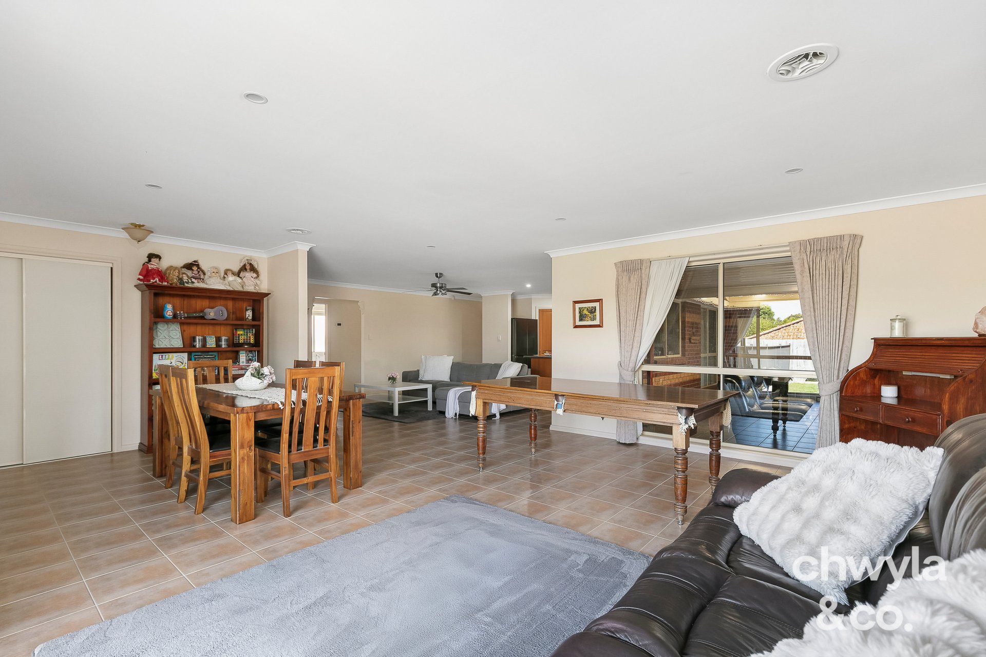 21 Thoroughbred Boulevard  Doreen
