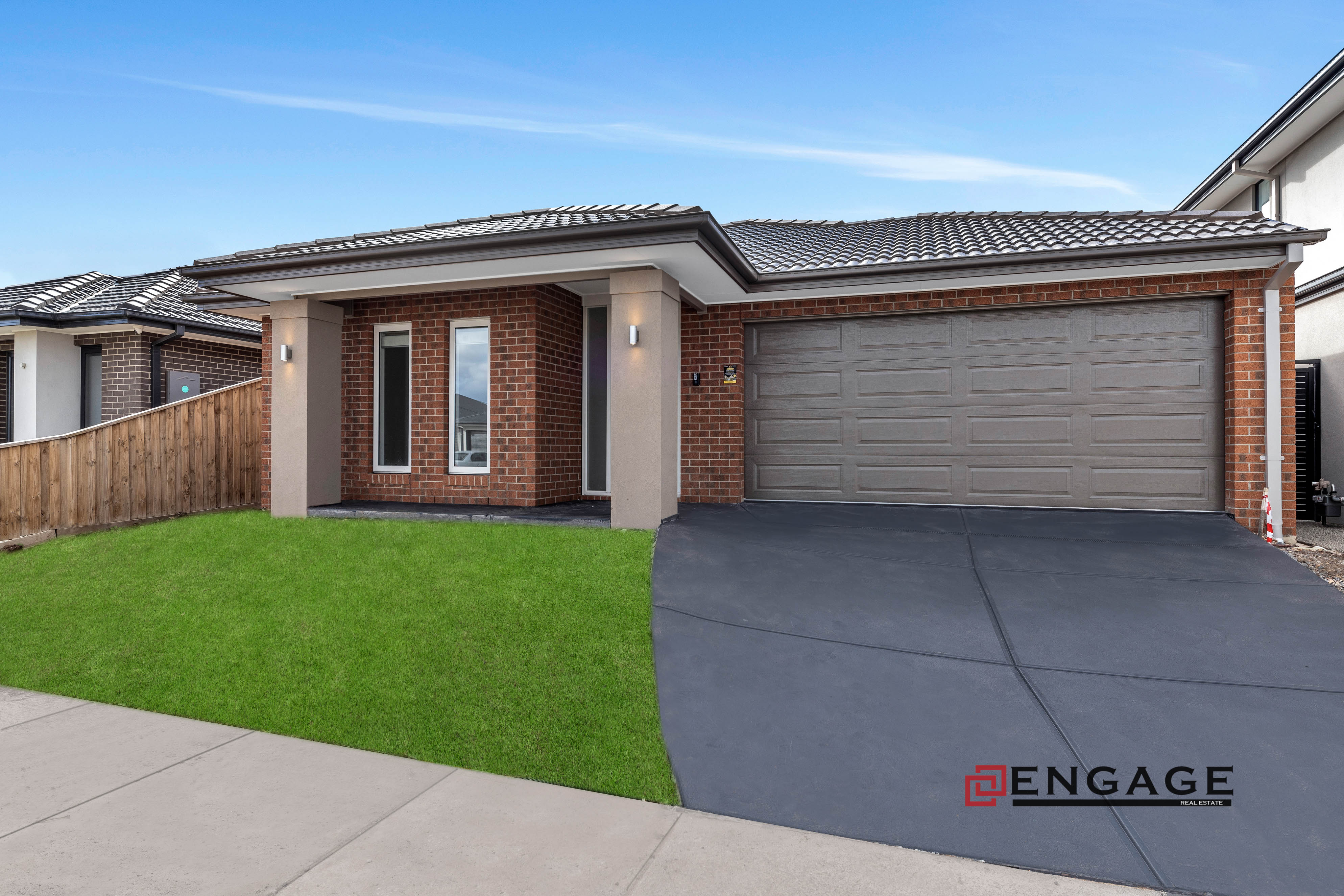  4-Bedroom Family Home in Prime Tarneit Location!