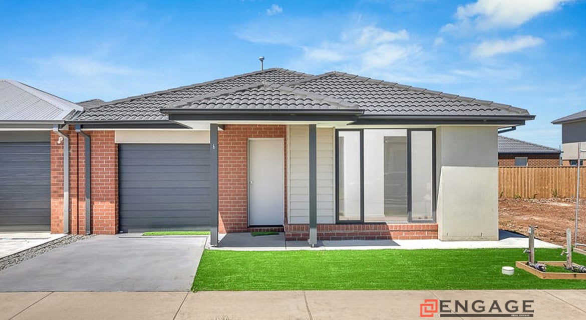 Near New Home in Tarneit – Ideal for First Home Buyers, Downsizers, or Investors