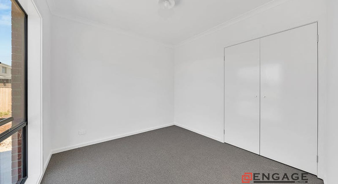 Near New Home in Tarneit – Ideal for First Home Buyers, Downsizers, or Investors