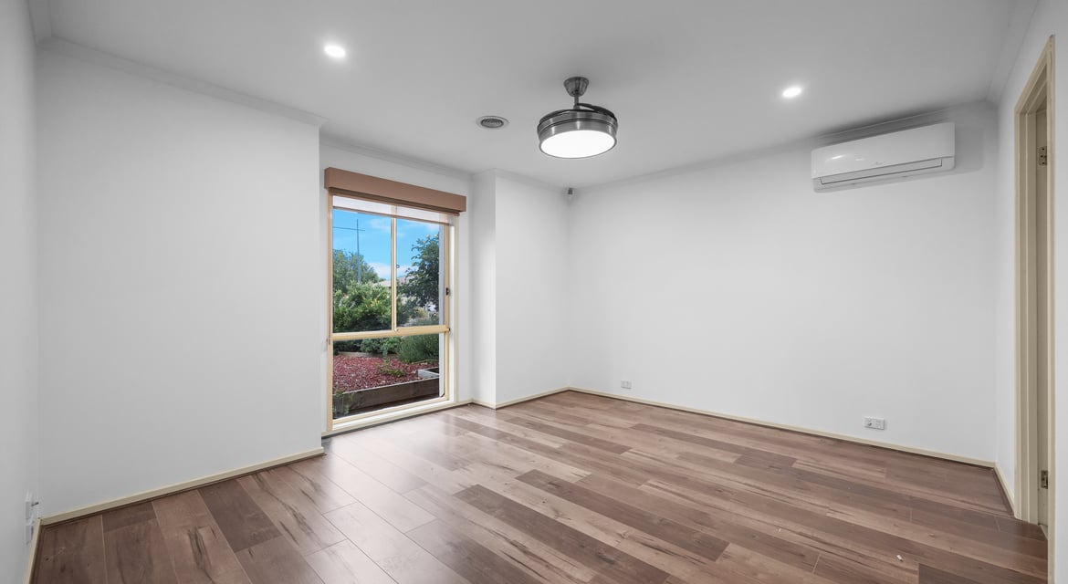 Family Home for rent near the amenities!