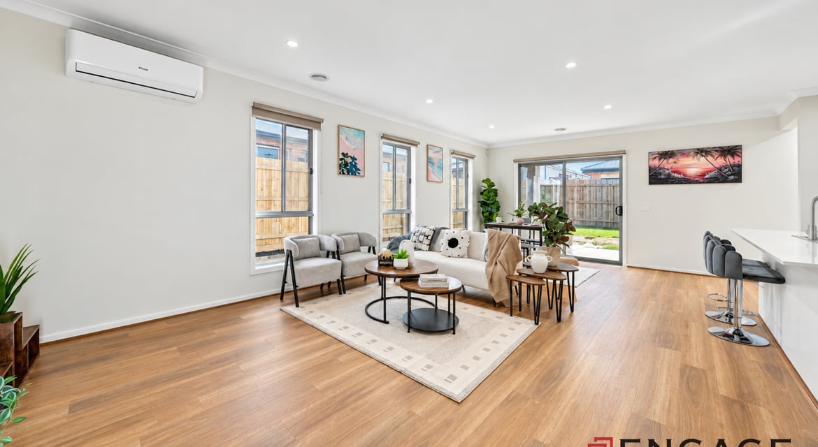 BRAND NEW Spacious Family Entertainer in Sought-After Mambourin !!