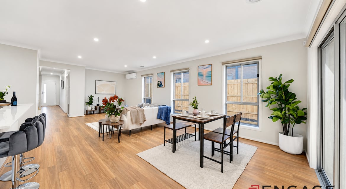 BRAND NEW Spacious Family Entertainer in Sought-After Mambourin !!