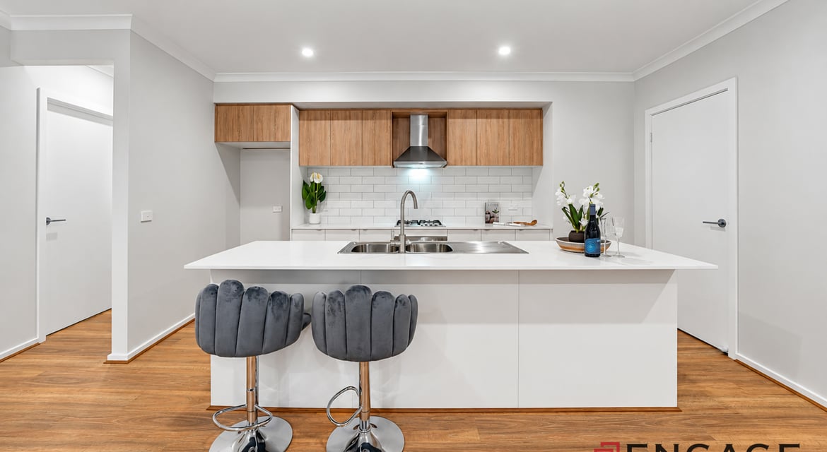 BRAND NEW Spacious Family Entertainer in Sought-After Mambourin !!