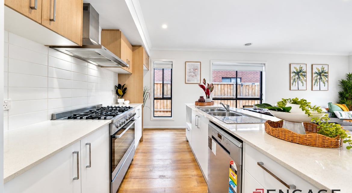 Modern Family Living in a Premium Mambourin Location