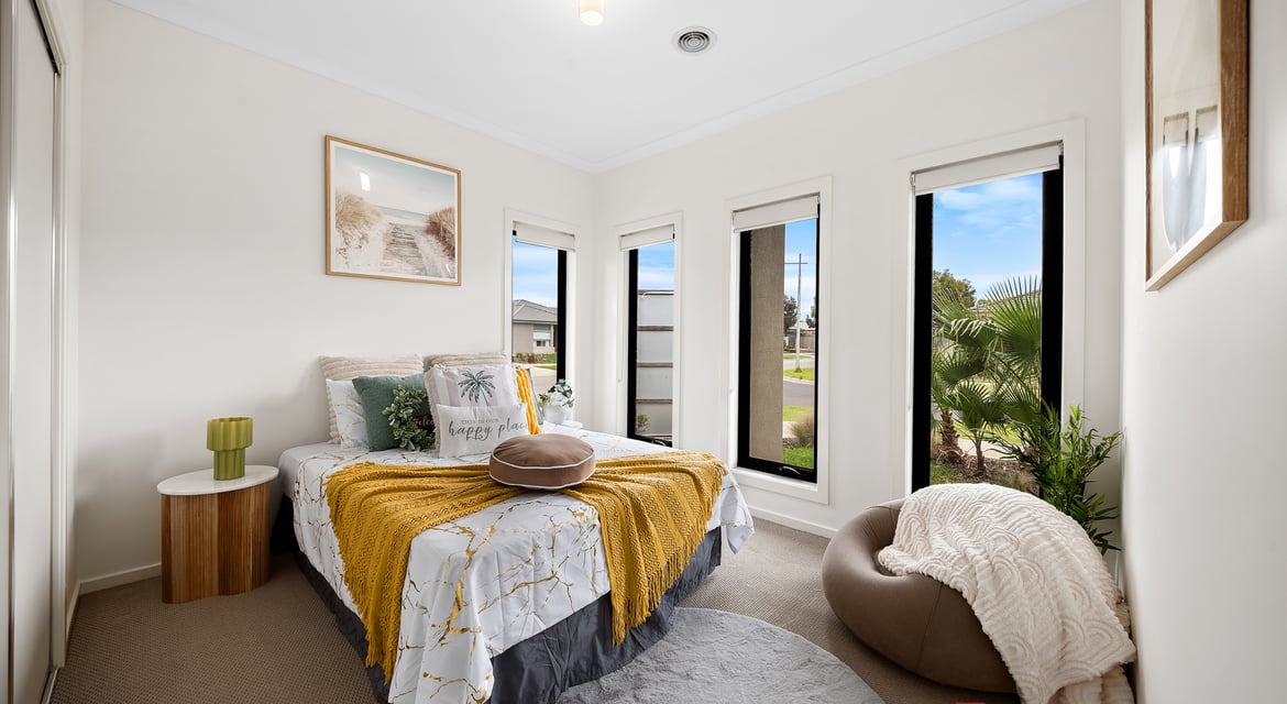 Sun-Filled North-Facing Family Home in the Heart of Mambourin !!
