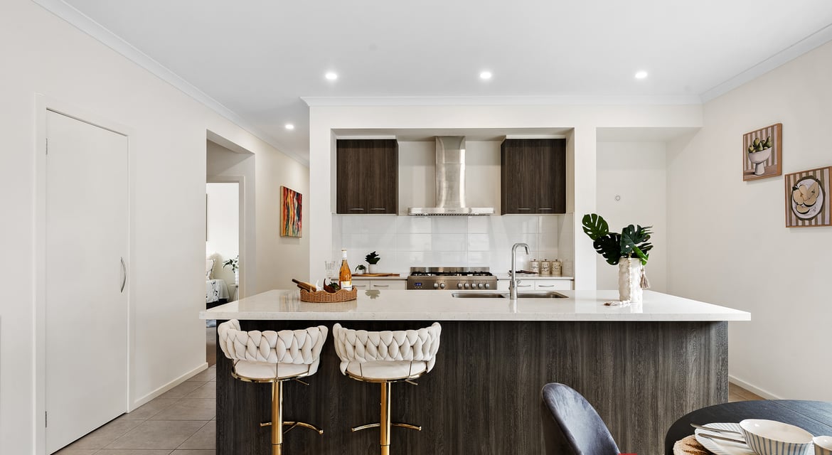 Sun-Filled North-Facing Family Home in the Heart of Mambourin !!
