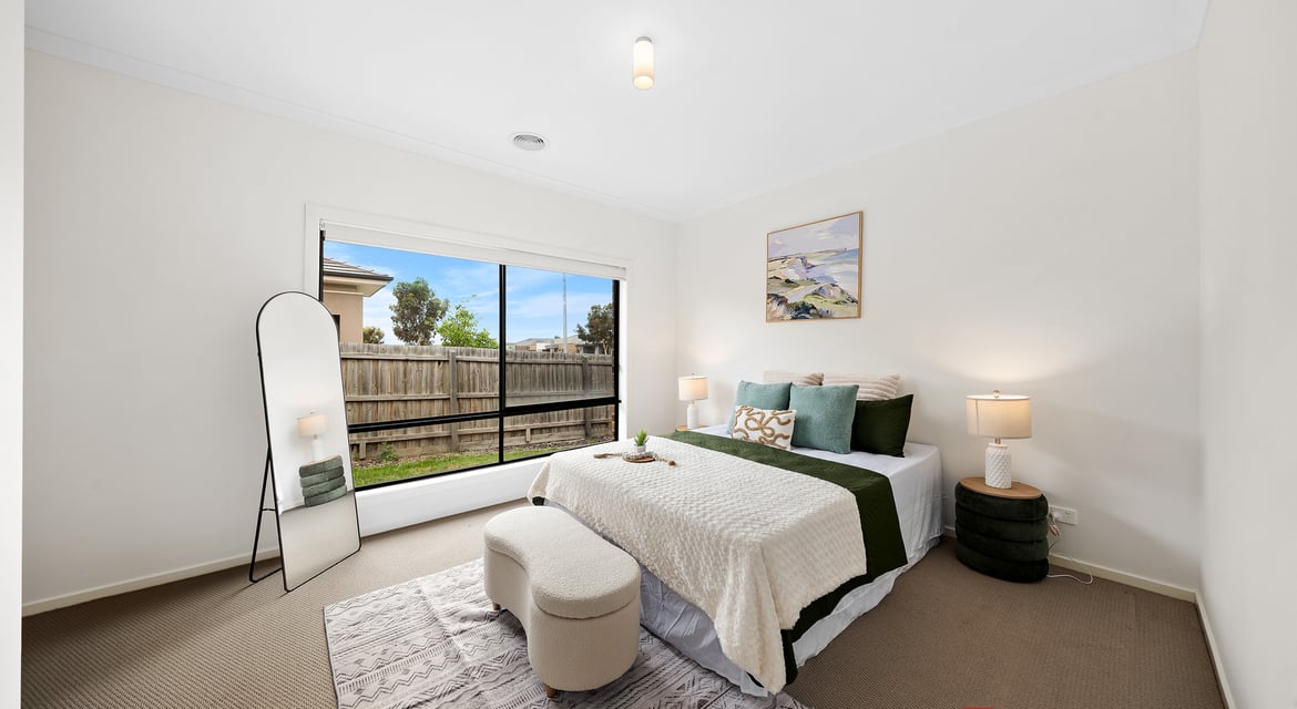 Sun-Filled North-Facing Family Home in the Heart of Mambourin !!