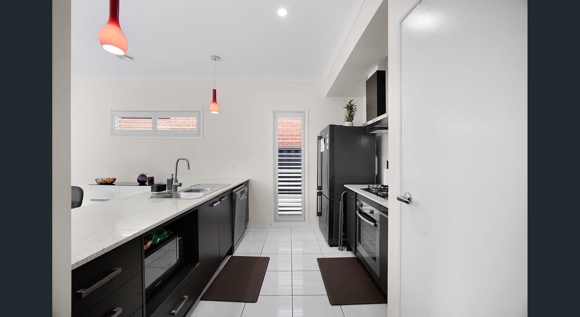Modern Comfort & Convenience – 3 Bedroom Home for Rent in Manor Lakes