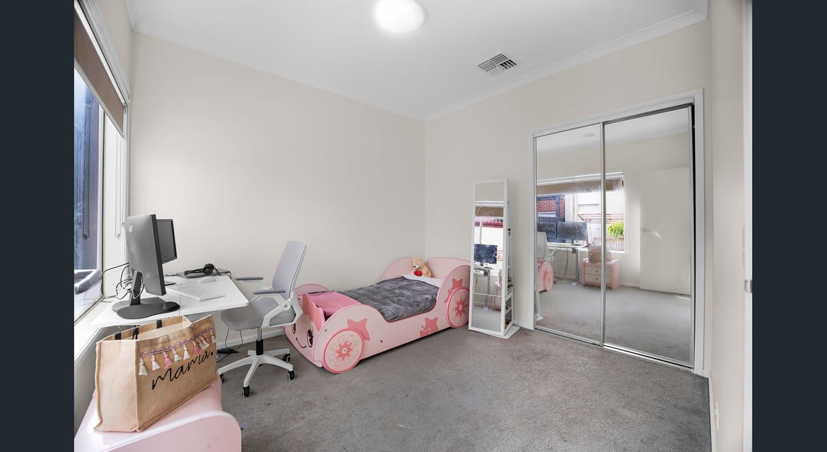 Modern Comfort & Convenience – 3 Bedroom Home for Rent in Manor Lakes