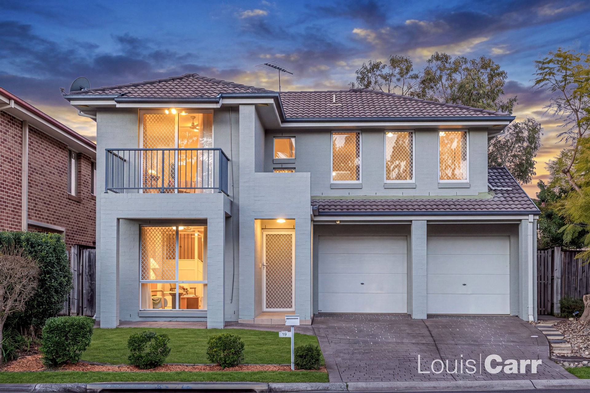 19 Cradle Close, Beaumont Hills For Sale by Louis Carr Real Estate