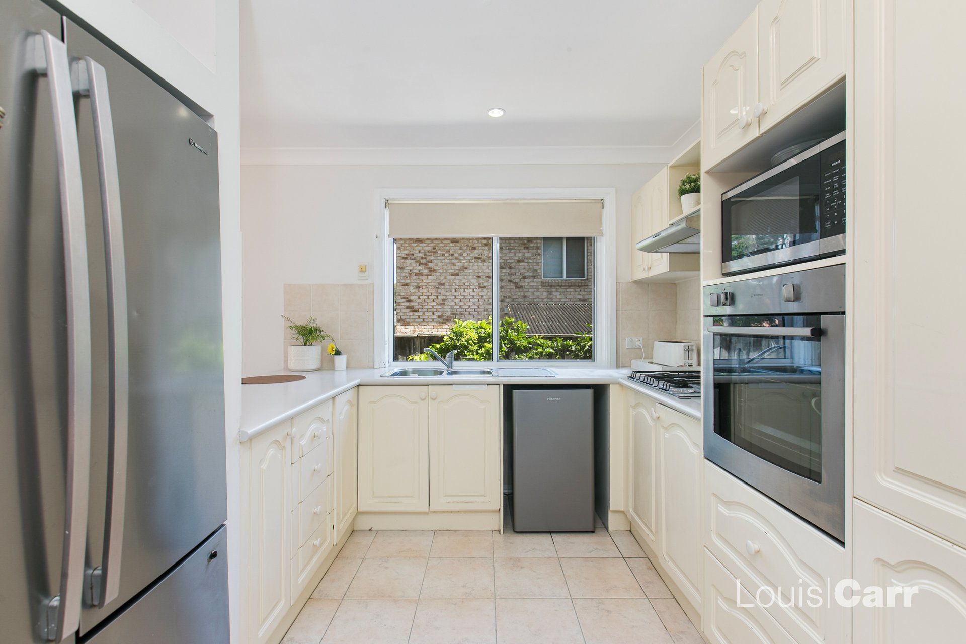 10 McCusker Crescent, Cherrybrook For Sale by Louis Carr Real Estate - image 4