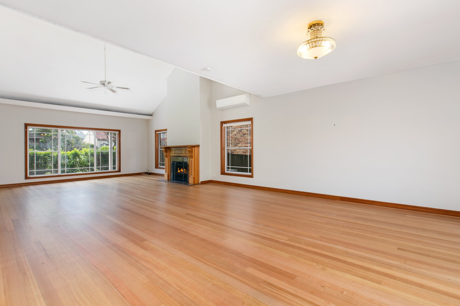 6 Farrer Avenue, West Pennant Hills For Lease by Louis Carr Real Estate - image 2