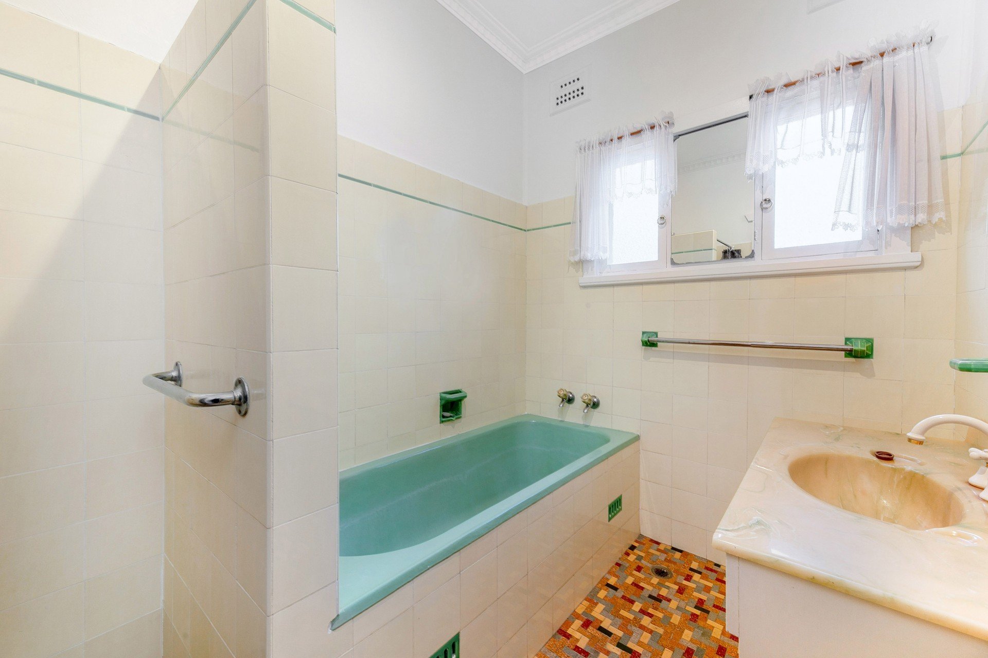 27 Boulton Street, Putney For Lease by Cassidy Real Estate - image 1