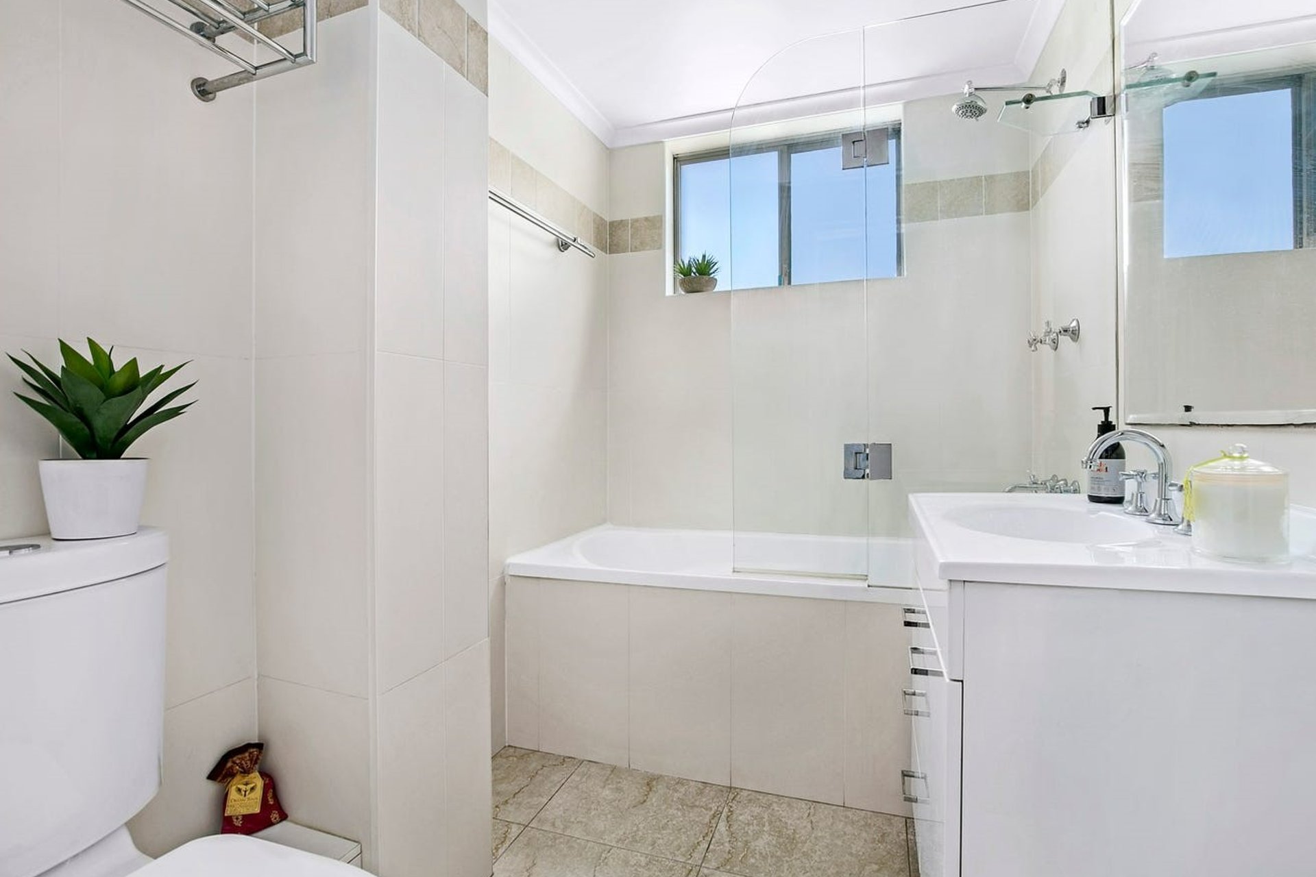 17/24-30 Wharf Road, Gladesville For Lease by Cassidy Real Estate - image 1