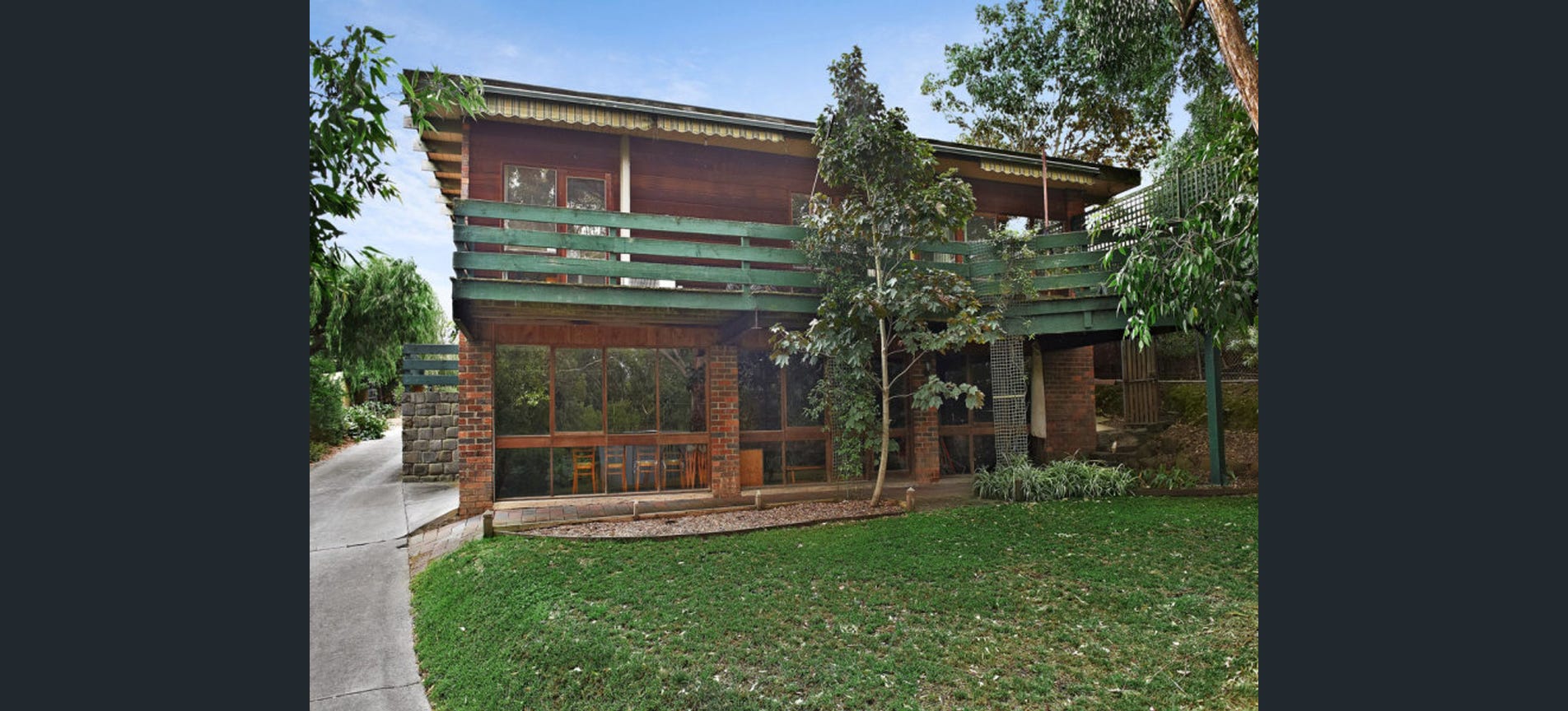 Large Family home with big storage space and garden.