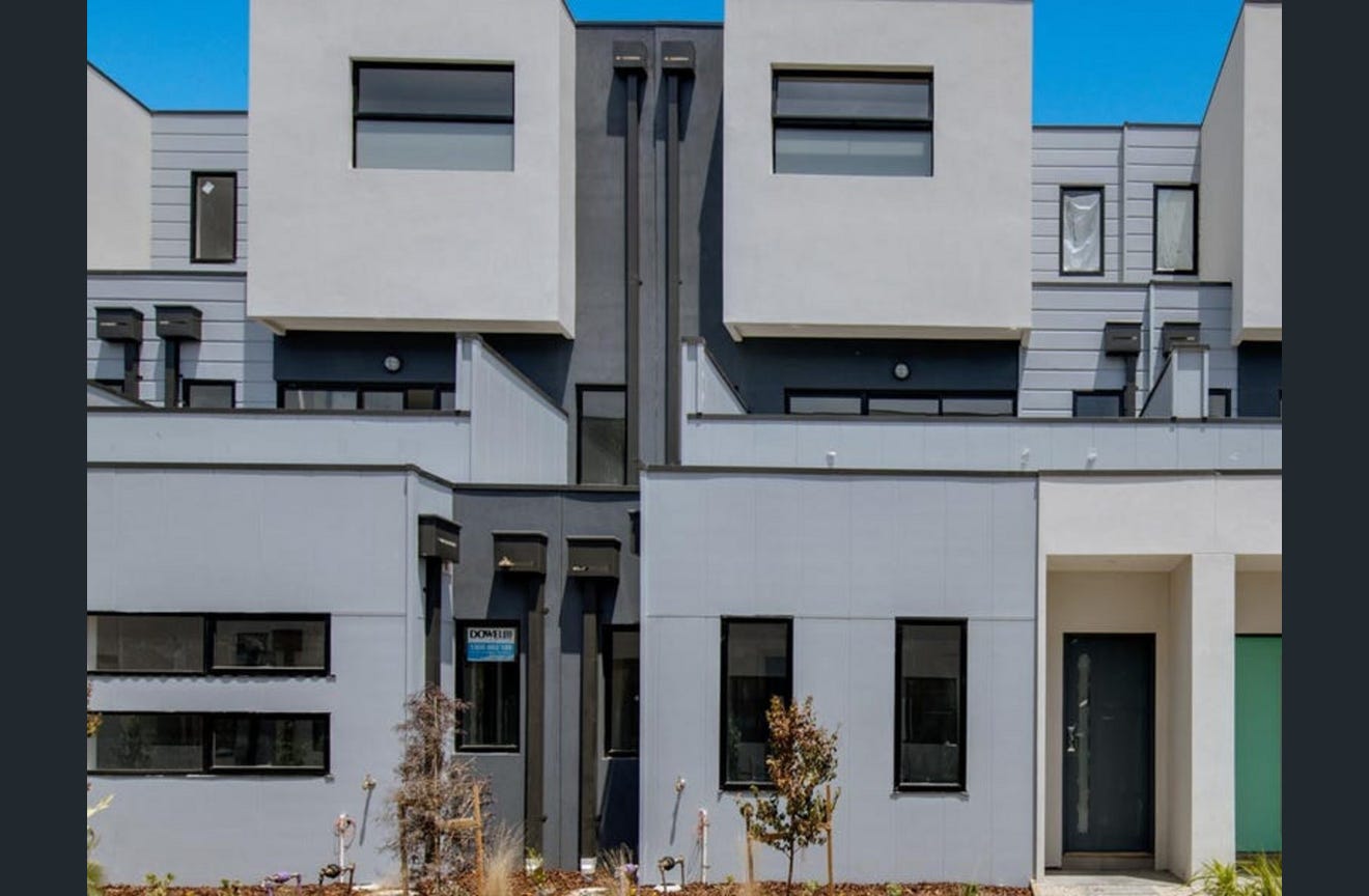 Modern Townhouse in Pakenham