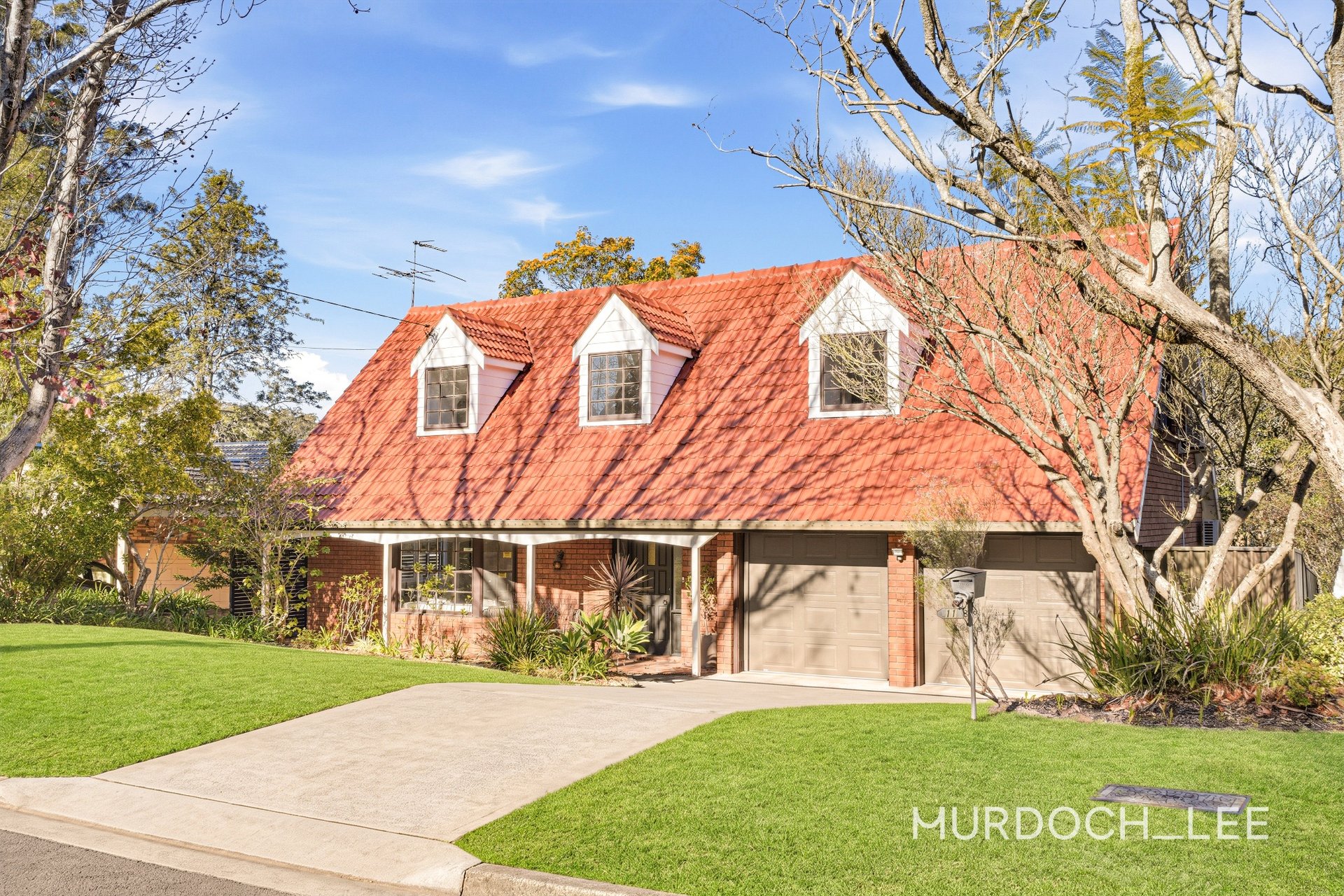 11 Brunette Drive, Castle Hill Sold by Murdoch Lee Estate Agents