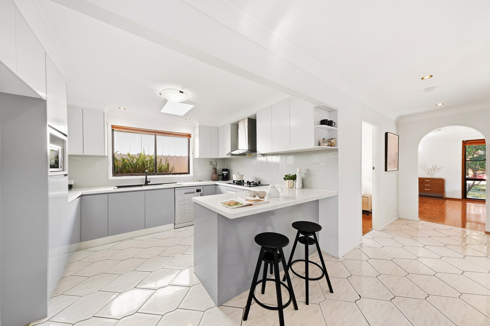 37 Baulkham Hills Road, Baulkham Hills For Sale by Murdoch Lee Estate Agents - image 6