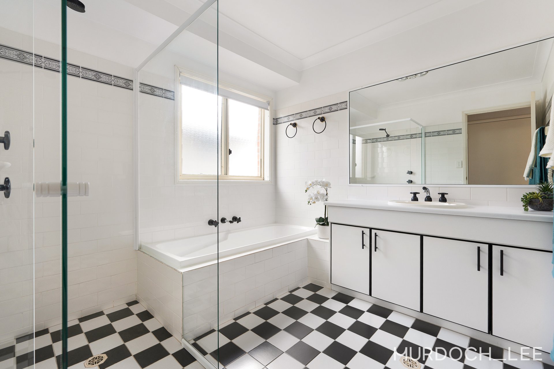 80 Springfield Crescent, Bella Vista For Sale by Murdoch Lee Estate Agents - image 19